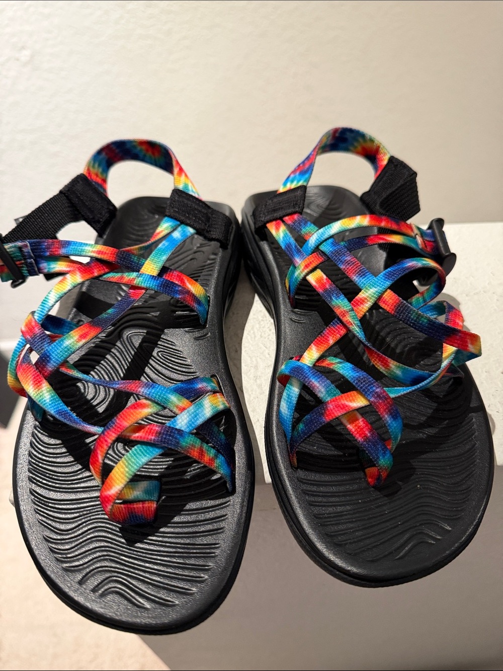 Women’s Black Chaco Sandals with Rainbow Straps size 8 *New*